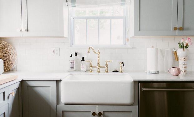 FARMHOUSE SINK